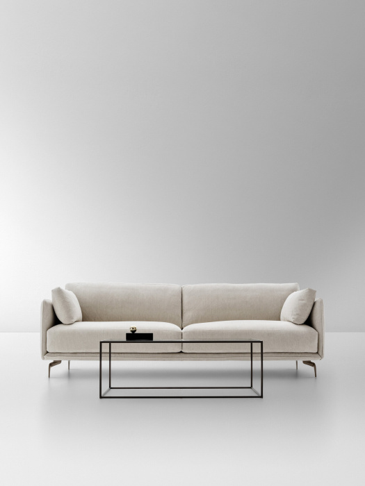 Диван Krisby, Ditre Italia