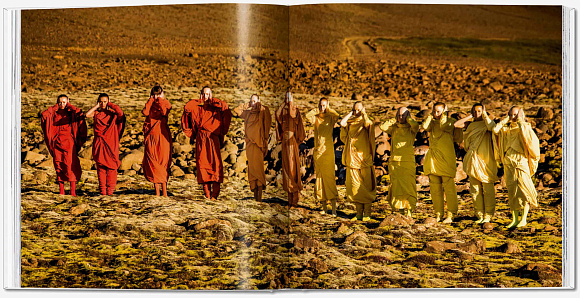 Книга Issey Miyake, Taschen