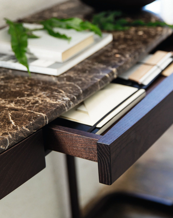 Консоль Blush, Porada