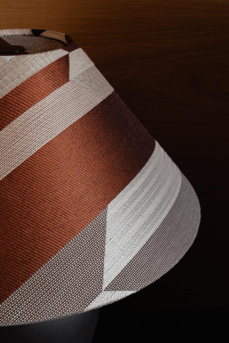 Настольная лампа Torso Table Lamp, 37, Limited, Audo Copenhagen (ex. Menu)