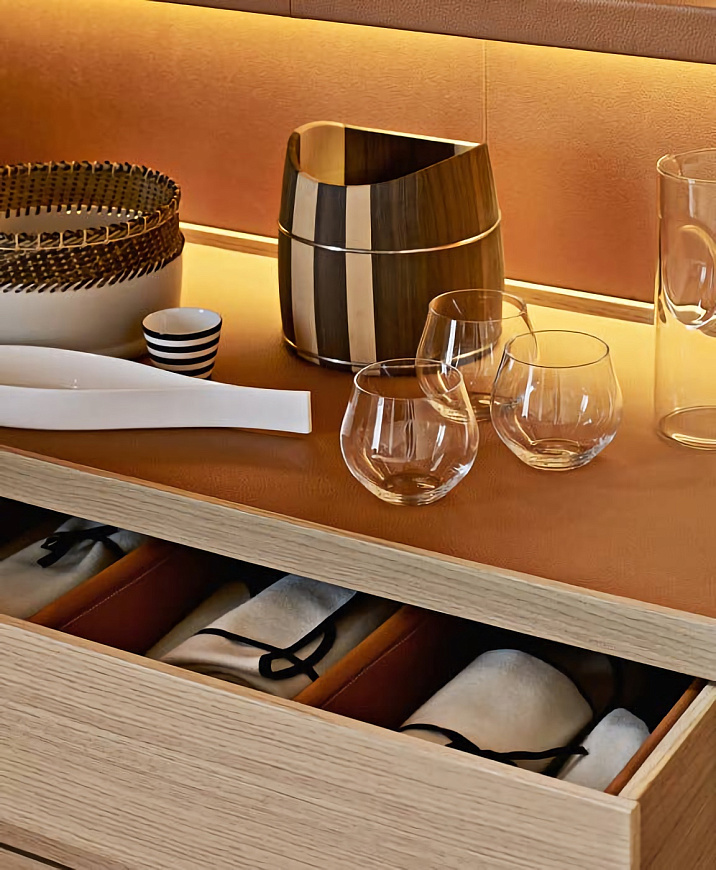 Шкаф-буфет Convivium, Maxalto