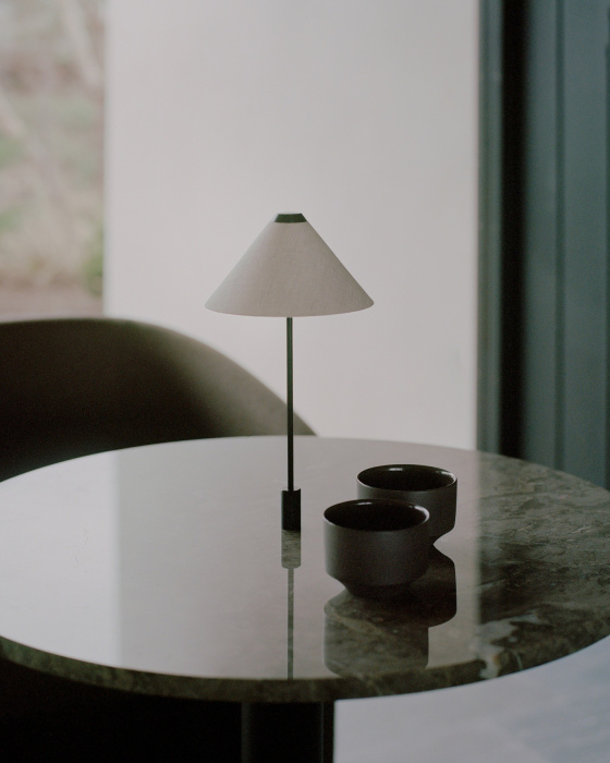 Настольная лампа New Works Brolly In-Table, New Works