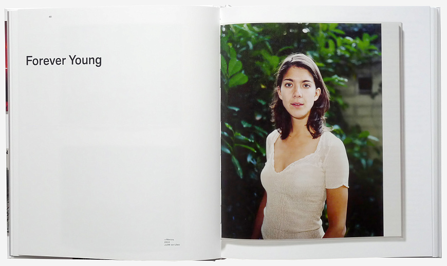 Книга The Dutch Photobook, Aperture