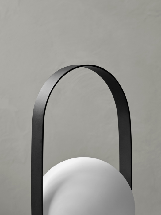 Портативная настольная лампа Carrie Table Lamp, Portable, Audo Copenhagen (ex. Menu)