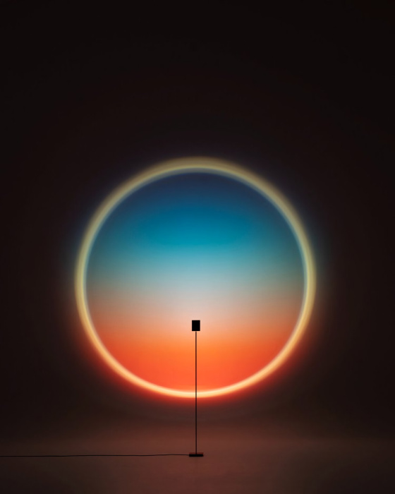 Напольный светильник с поворотным механизмом Halo Horizon, Halo Edition