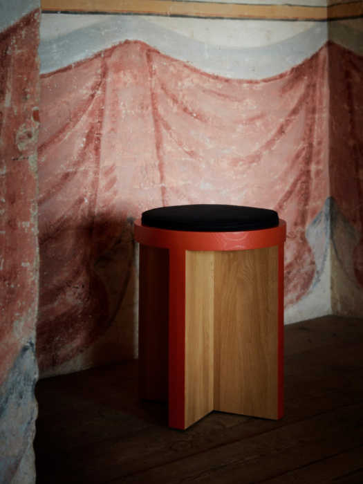 Табурет Stool With Black Cushion Tabu, Serax