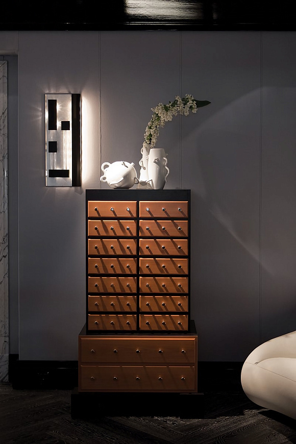 Комод Mombasa, Zanotta