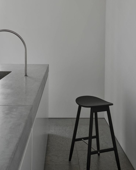 Полубарный табурет Icha Bar Stool, Massproductions