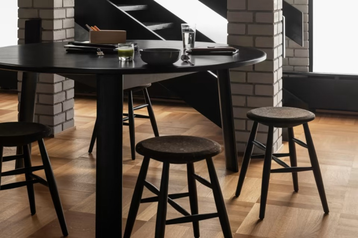 Стол Alle Table Round Table 150 cm / 59 in, Hem