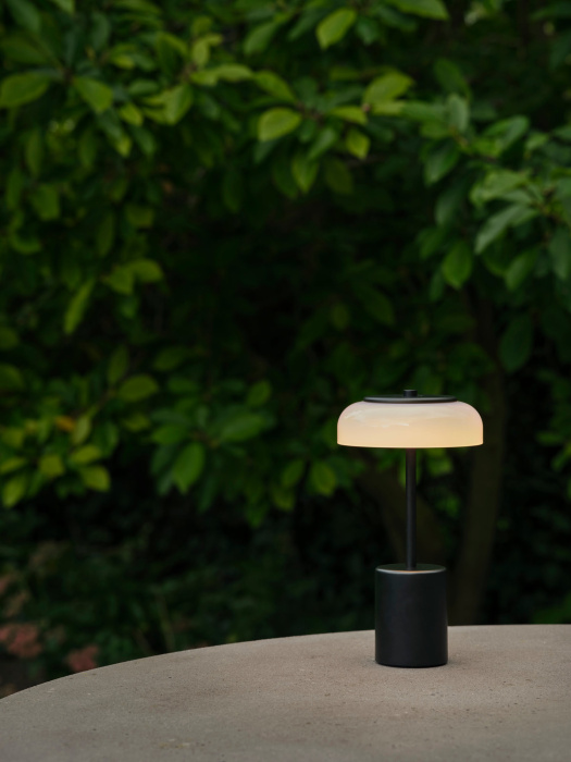 Беспроводной настольный светильник Blossi Table Mini, Portable, Nuura