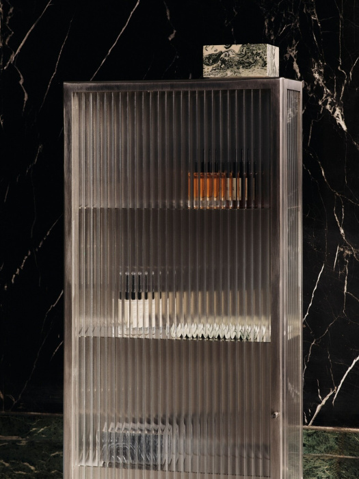 Навесная витрина Haze Wall Cabinet — Tall, Ferm Living