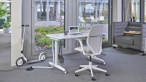 Офисное кресло Alcove Work, Vitra