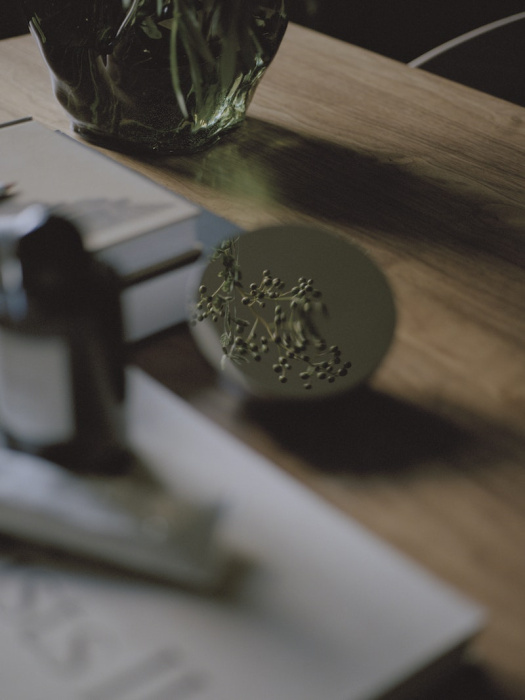 Настольное зеркало Aura Table Mirror, New Works