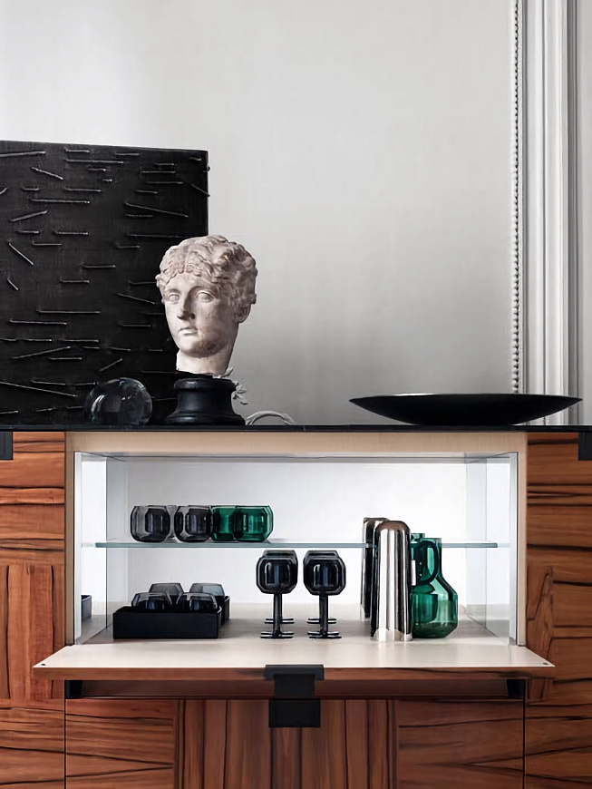 Буфет Tesaurus, Maxalto