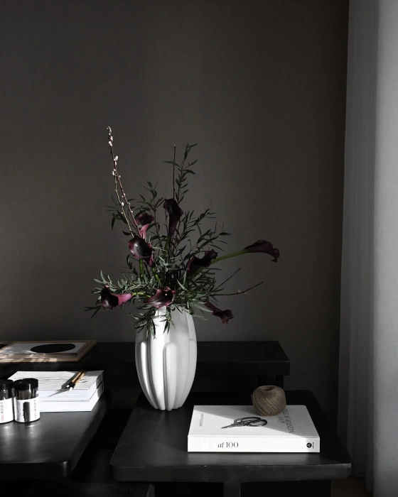 Декоративная ваза Bloom Vase Slim, 101 Copenhagen