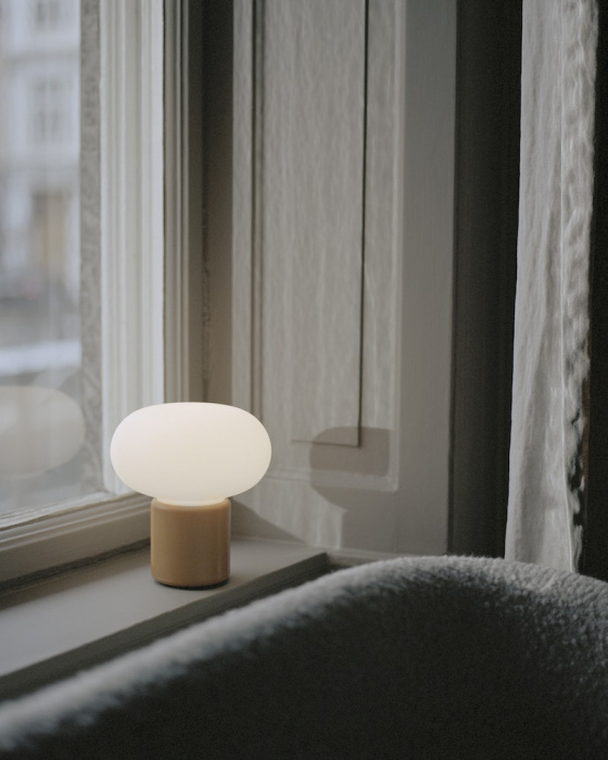 Беспроводная настольная лампа Karl-Johan Portable Table Lamp, New Works