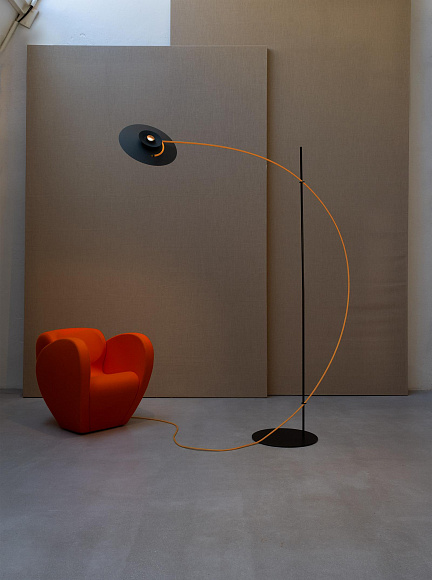 Напольный светильник Ms. Bowjangles Tall, Ingo Maurer