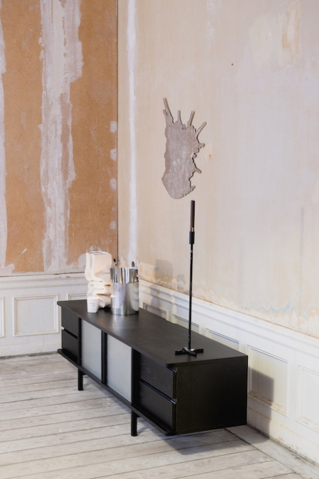 Консоль Rikyu Media Console, Ariake