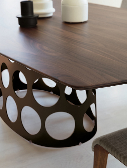 Обеденный стол Jean, Porada