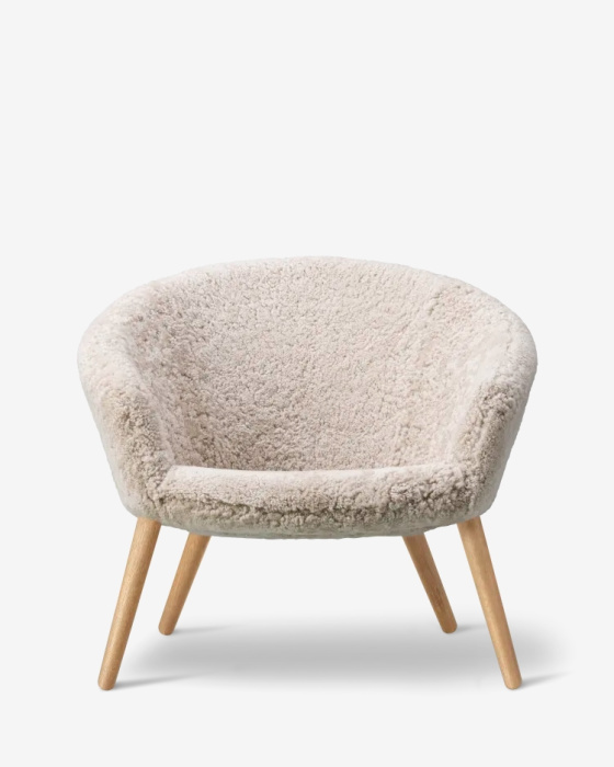 Кресло Ditzel Lounge Chair Wood base, Sheepskin, Fredericia