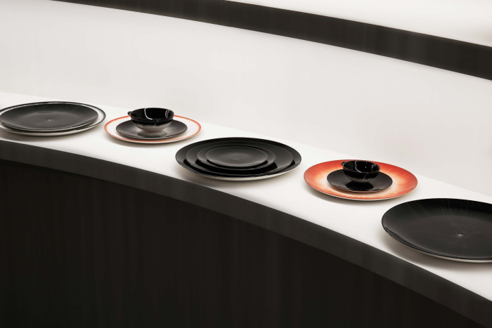 Тарелка Plate, 24, Dé Off-White/Black by Ann Demeulemeester, Serax