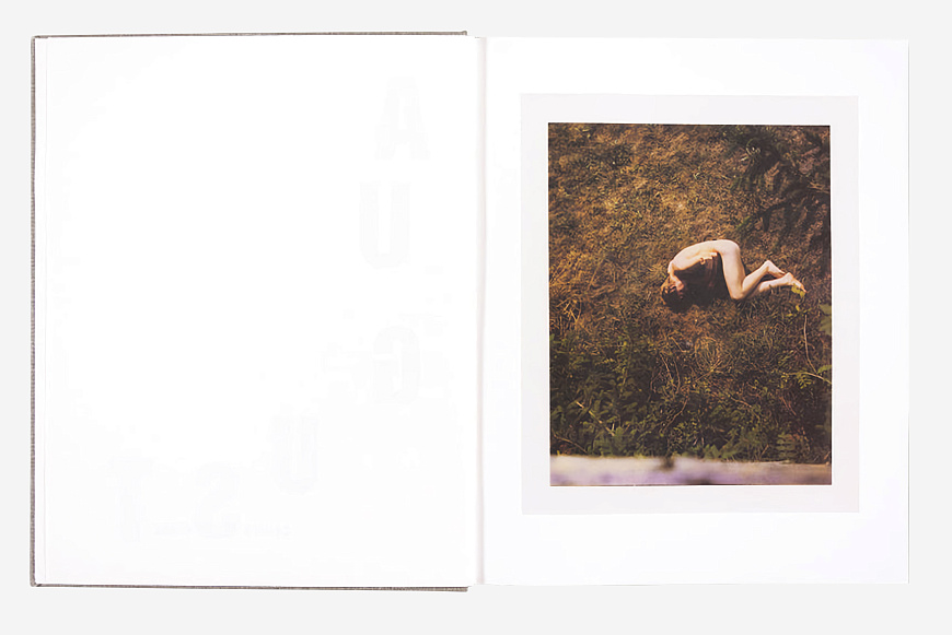 Книга August. Collier Schorr, MACK