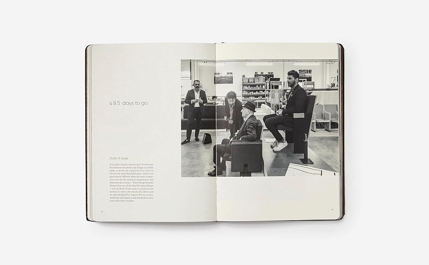 Книга Yves Saint Laurent Museum Marrakech by Studio KO, Phaidon Press