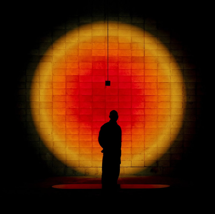 Напольный / потолочный светильник с поворотным механизмом Halo Giga, Halo Edition