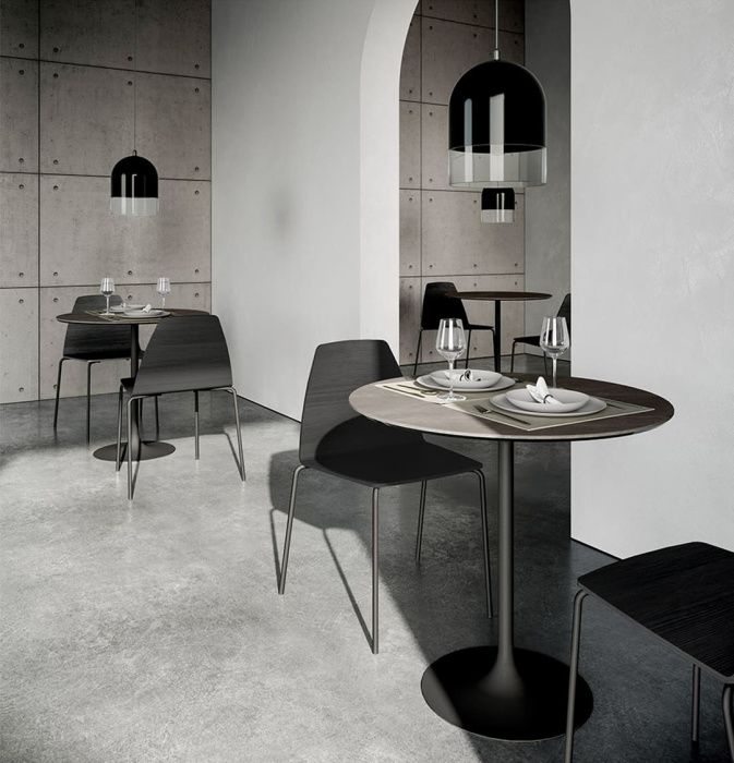 Стол Flûte Bar, Sovet Italia