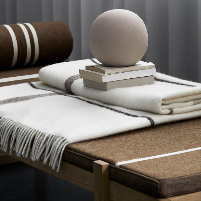 Кушетка Minimal Daybed, Kristina Dam Studio