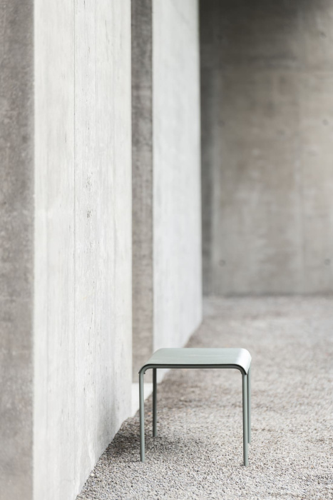 Уличный табурет Stool August by Vincent Van Duysen, Serax