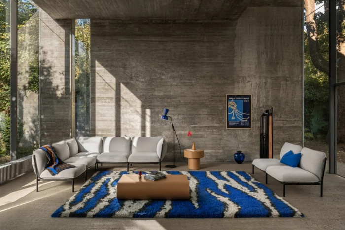 Диван Kumo 2-seater Sofa with Armrests, Hem