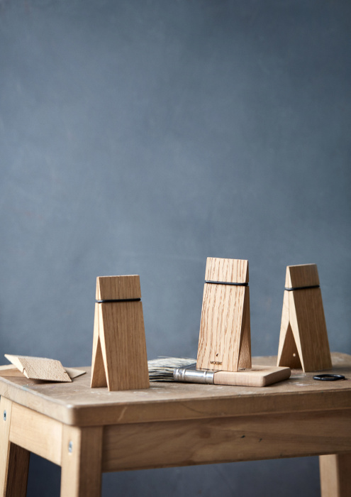 Зажим Pinch, Moebe