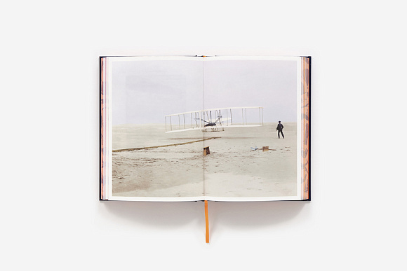 Книга Extraordinary Voyages. Louis Vuitton, Abrams Books