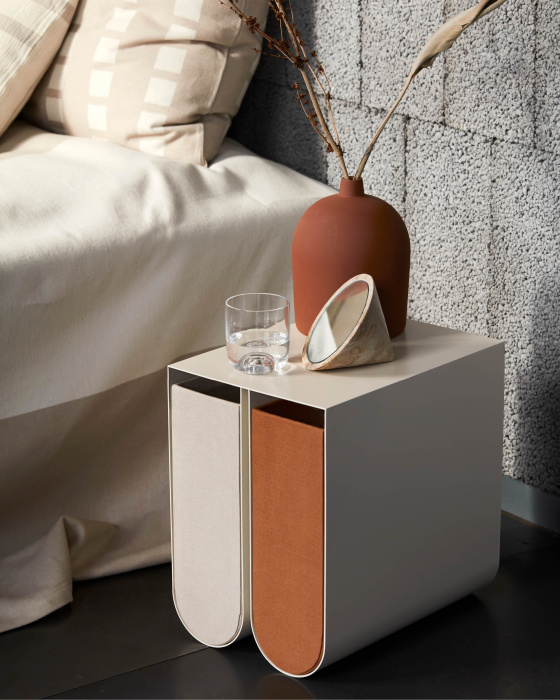 Журнальный столик Curved Side Table, Kristina Dam Studio