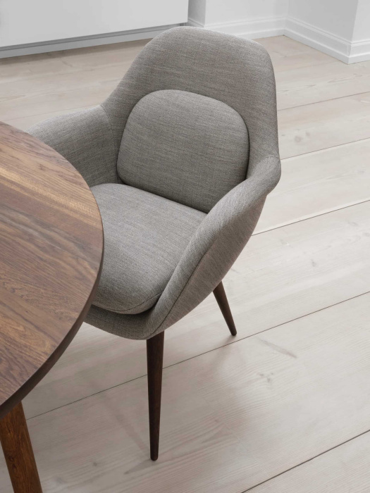 Обеденное кресло Swoon Dining Armchair Wood Base, Fredericia
