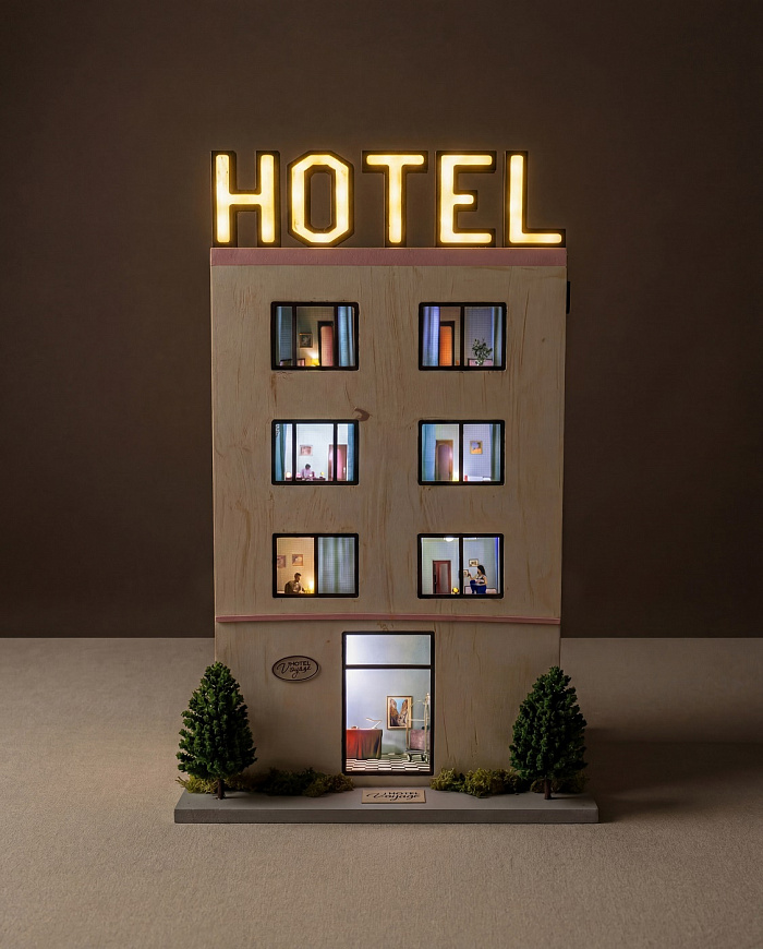 Настольная лампа Hotel Voyeur, Seletti