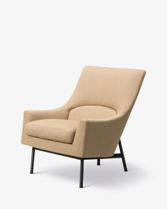 Кресло A-Chair Metal base, Fredericia