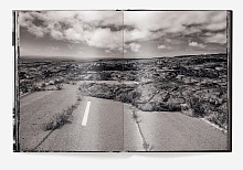 Книга Hawaii: by Olaf Heine, teNeues