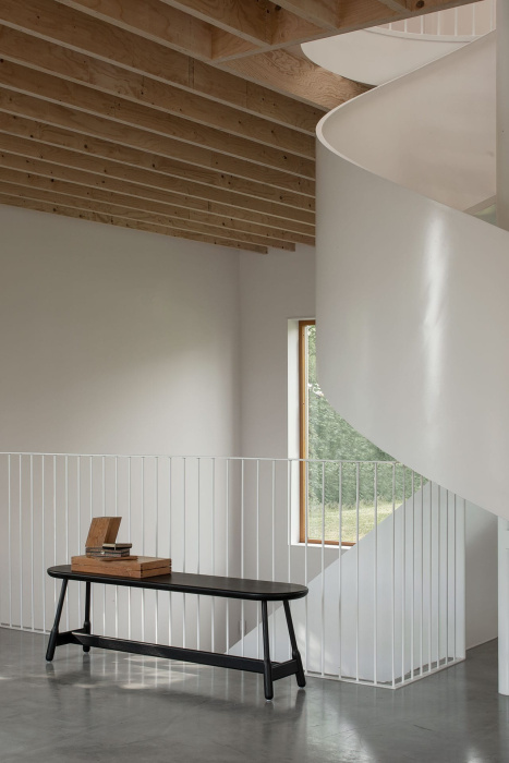 Скамья Albert Bench, Massproductions