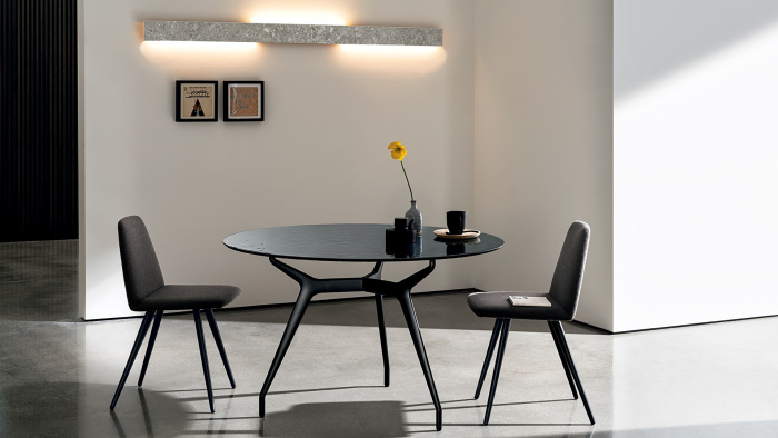 Стол Arkos round, Sovet Italia