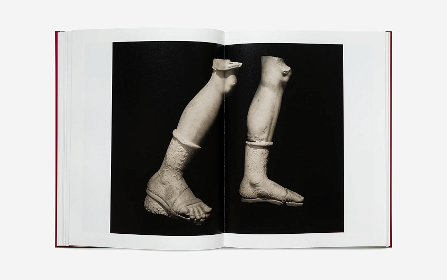 Книга The Roman Conceit by Don McCullin, 