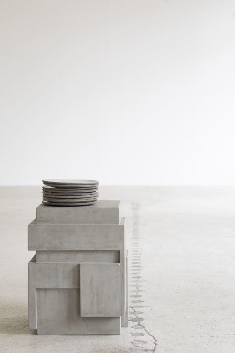 Журнальный столик Side Table Concrete Pawn, Serax