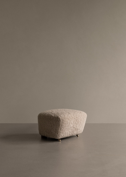 Пуф The Tired Man Ottoman, Sheepskin, Audo Copenhagen (ex. Menu)