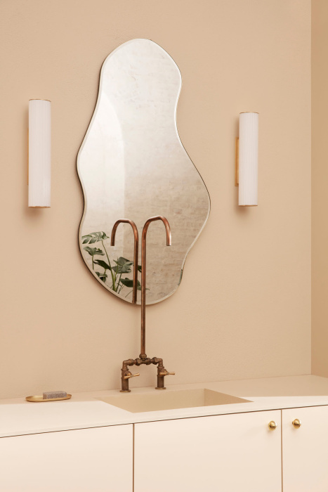 Настенное зеркало Pond Mirror — Large, Ferm Living