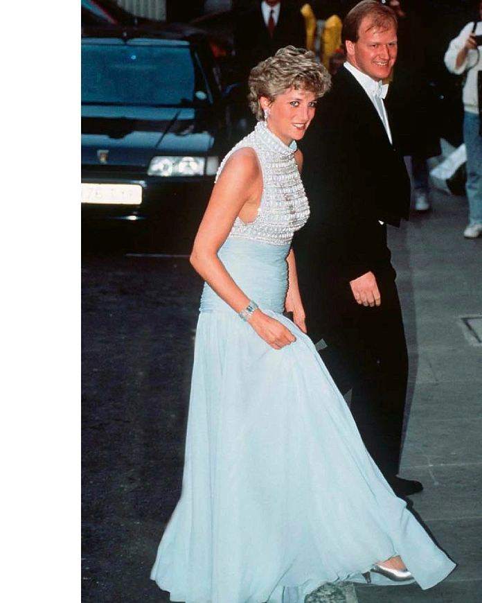 Книга Diana: A Life in Dresses, Acc Art Books