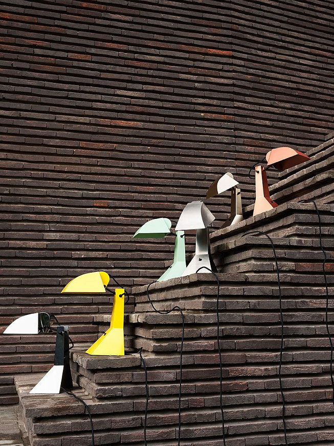 Настольный светильник E63, Tacchini