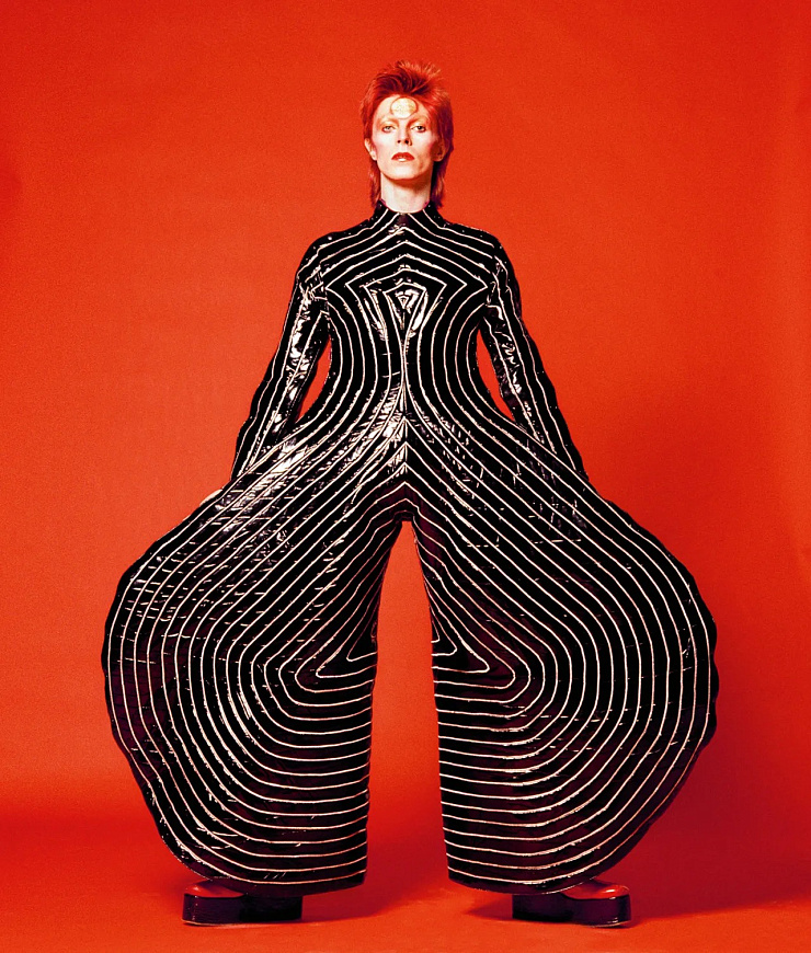 Книга David Bowie: Icon - The Definitive Photographic Collection, Acc Art Books