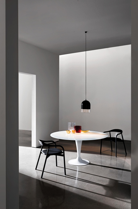 Стол Flûte Elliptical, Sovet Italia