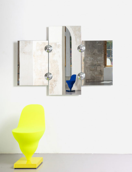 Настенное зеркало Sphera Triptych mirror, Moustache